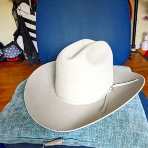 Mustang by Bailey cowboy hat 6 7/8